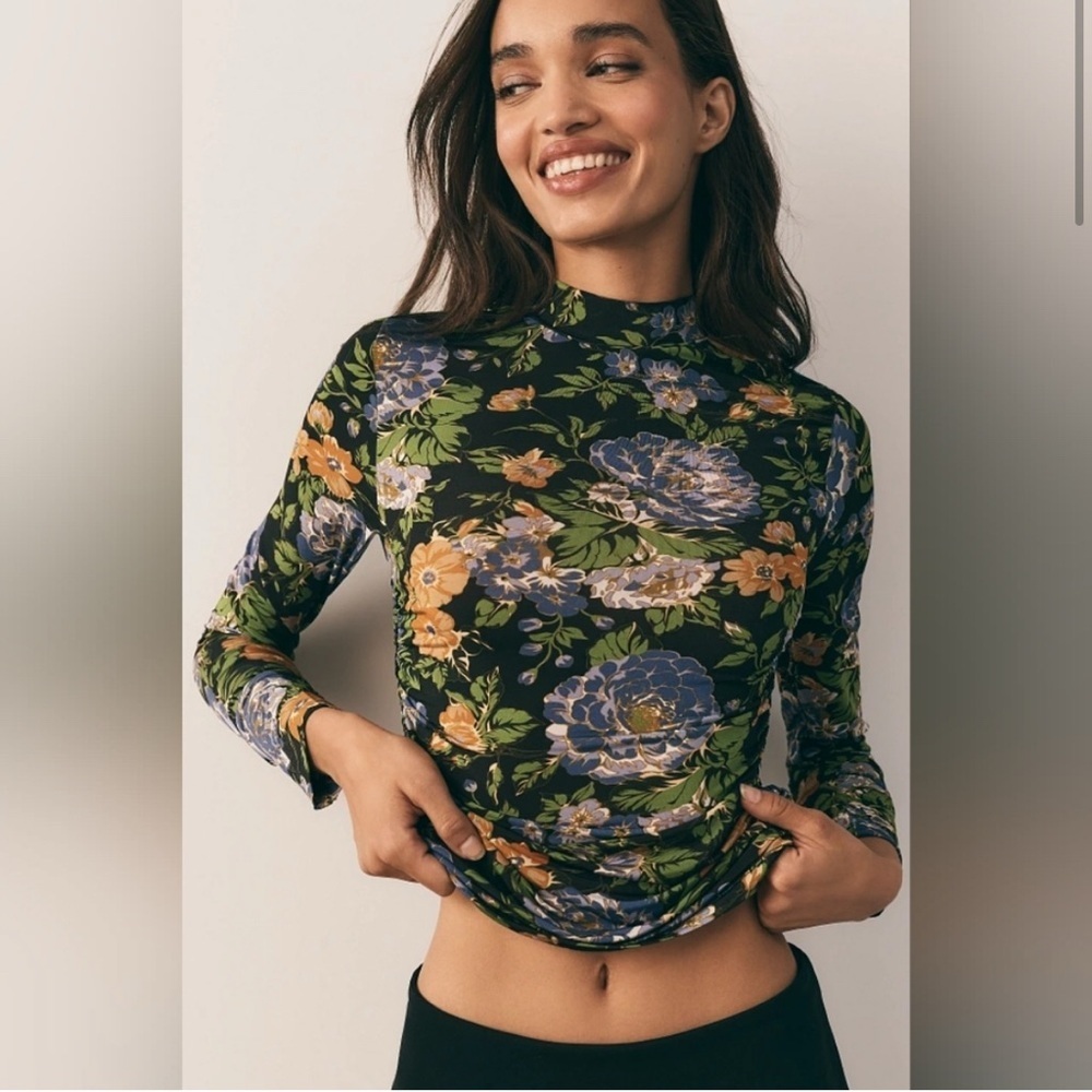 Farm Rio Capri Floral Print Turtleneck Top/ Size XS/S